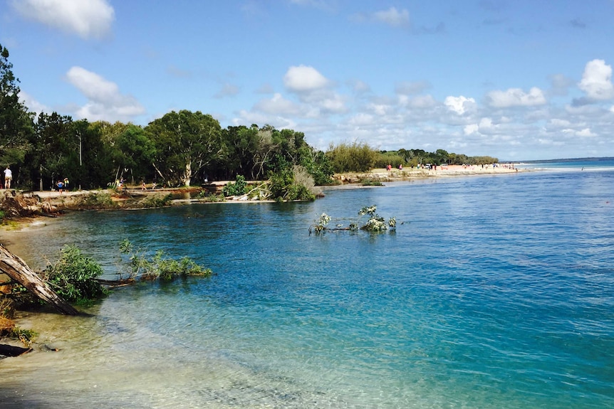 The sinkhole at Inskip Point