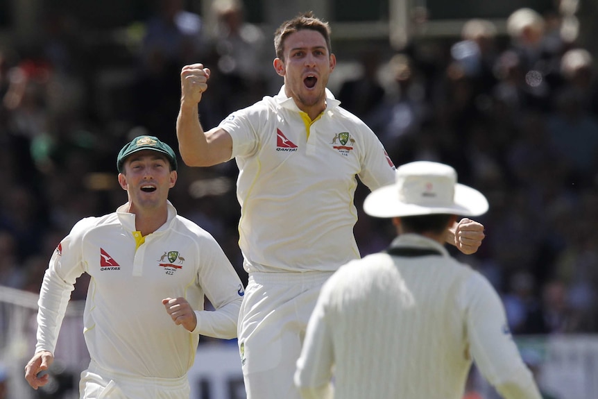 Mitch Marsh celebrate the wicket of Gary Ballance