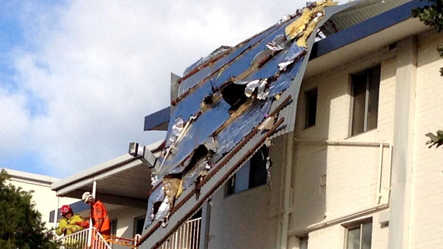 Roof of  apartment building damaged in Cottesloe