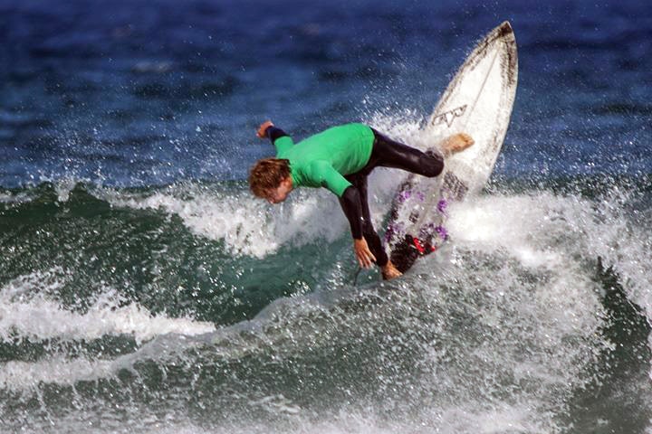 Jy Johannesen surfing in the 2017 West Coast Classic.