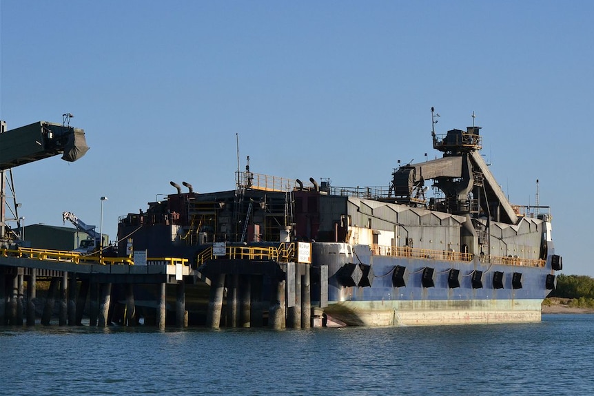 Wunma boat being loaded at karumba