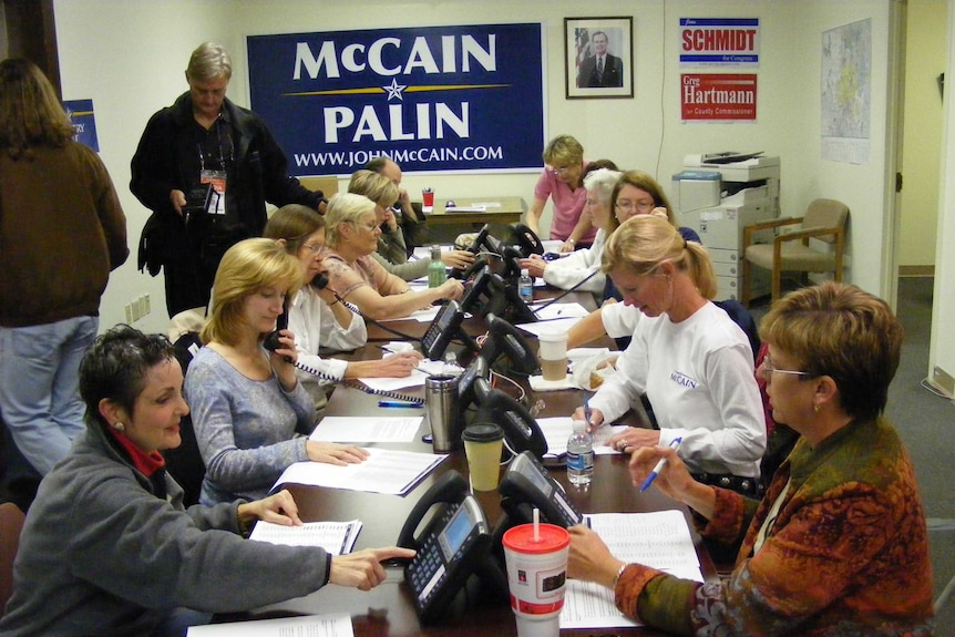 Tony Eastley records phone bank workers at the McCain-Palin headquarters in 2008.