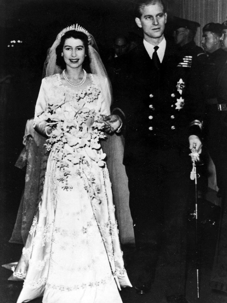 Princess Elizabeth leaves Westminster Abbey in London, with her husband, the Duke of Edinburgh, after their wedding ceremony.