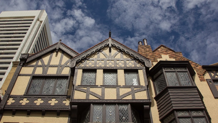 London Court's Tudor Gothic facade