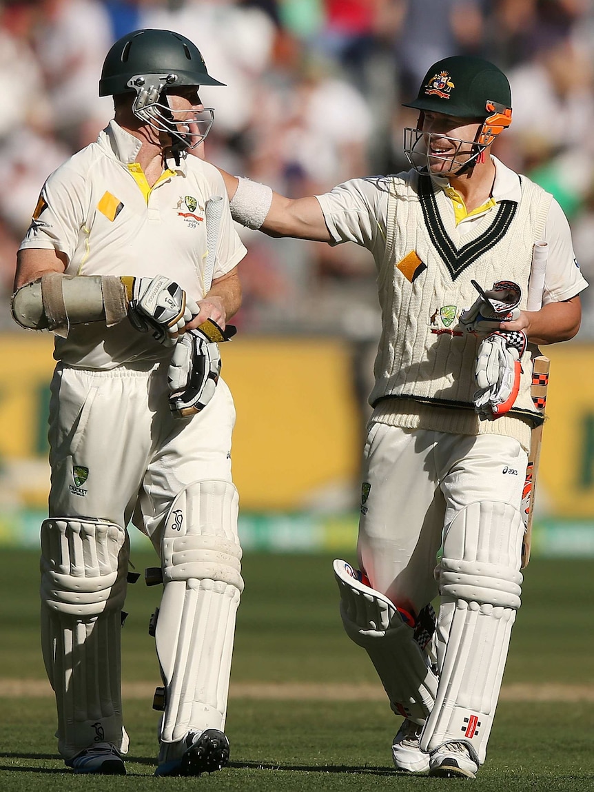 Rogers and Warner leave the field after day three