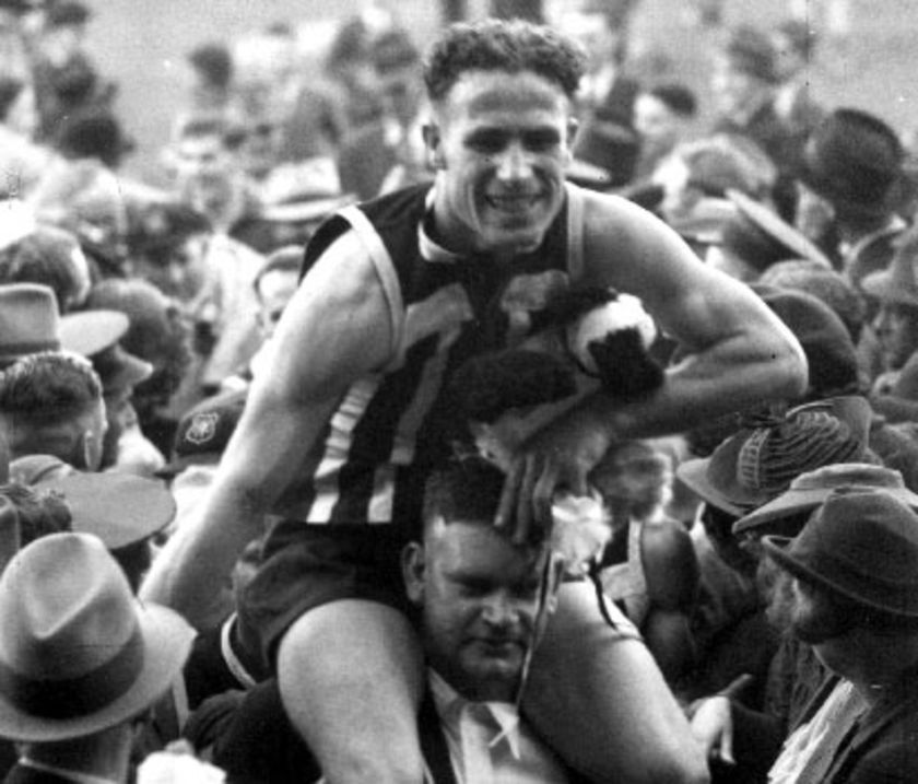 Port Adelaide legend dies - ABC News