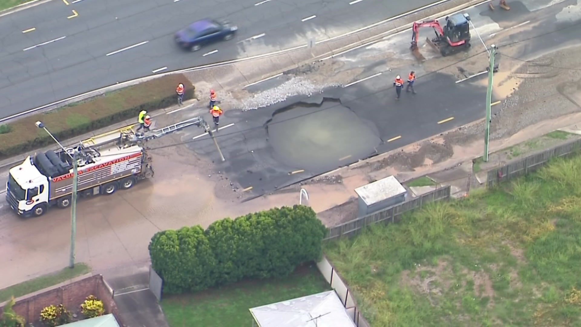 School without working toilets after burst water main in Brisbane