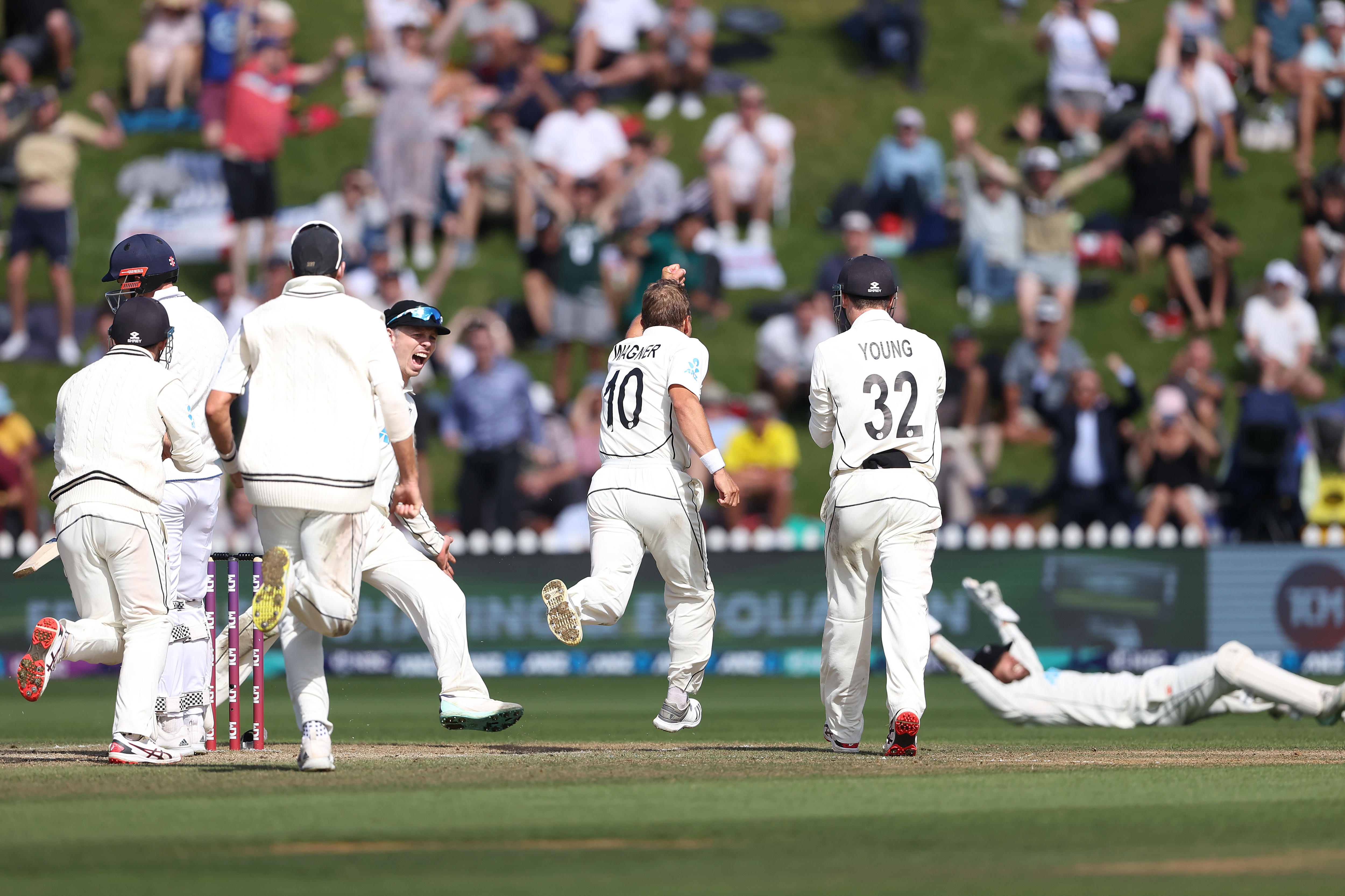 New Zealand Beats England By 1 Run In Wellington To Become Fourth Side ...