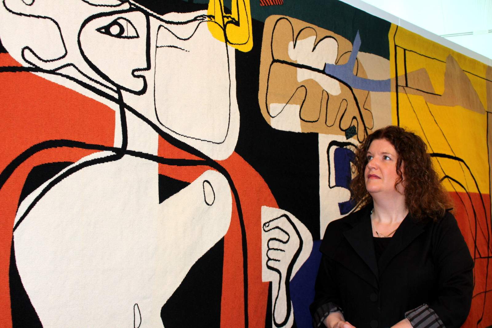 The Woman And The Blacksmith Rarely Seen Le Corbusier Tapestry On Display At Parliament House Abc News