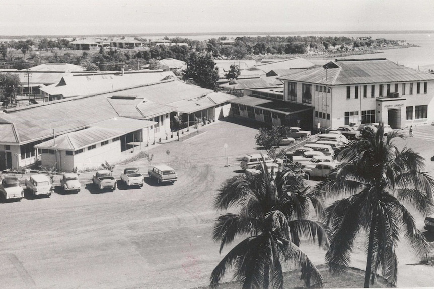 A black and white photo of a hospital.