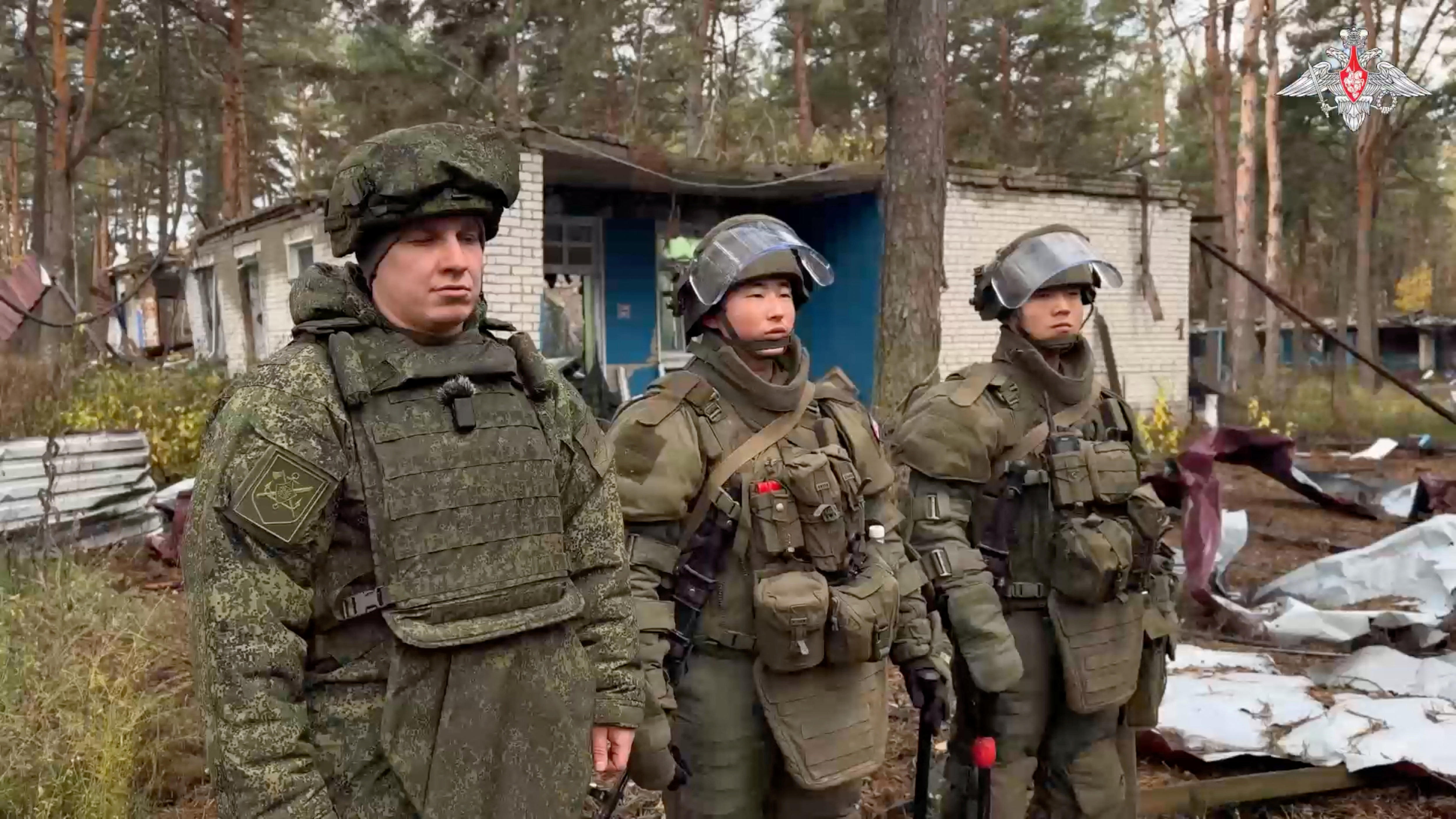 russian and north korean soldiers stand side by side in kursk, russia