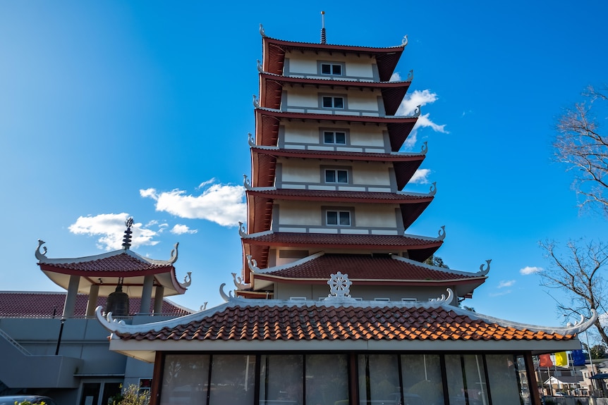 A photo of the Vietnamese temple.