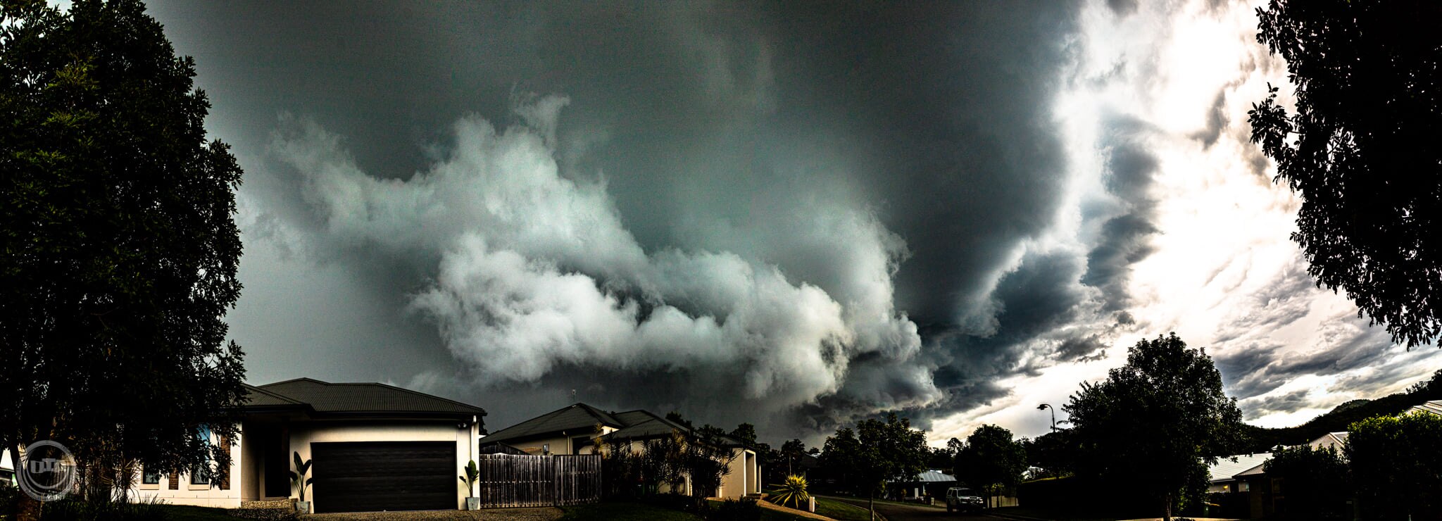 Severe Thunderstorms Tear Across Queensland's South-east - ABC News