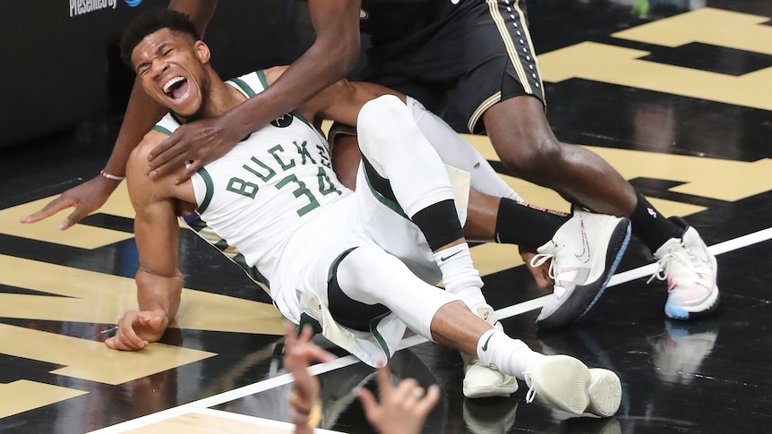 Gruesome Giannis Antetokounmpo knee injury means he's listed as 'doubtful' for injury-hit NBA play-offs - ABC News