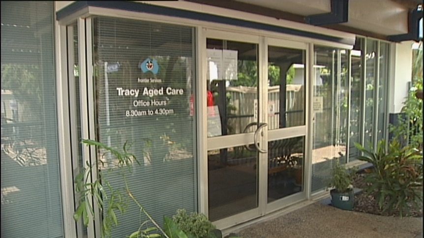 Aged care centres warned over food safety