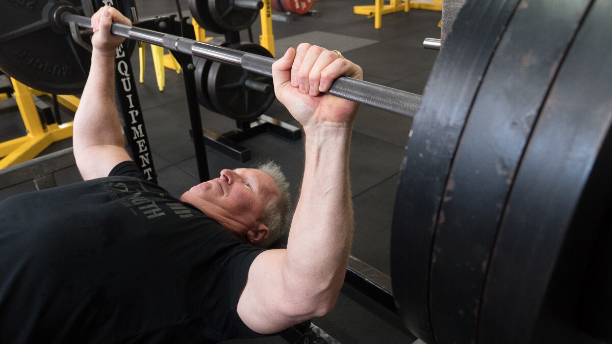 Powerlifter Rob Murchie, 62, sets world record at Australian Masters