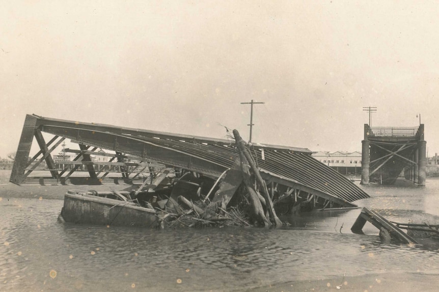 A bridge collapsed in water