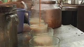 Challenge brewing as India's chai wallahs face growing popularity ...