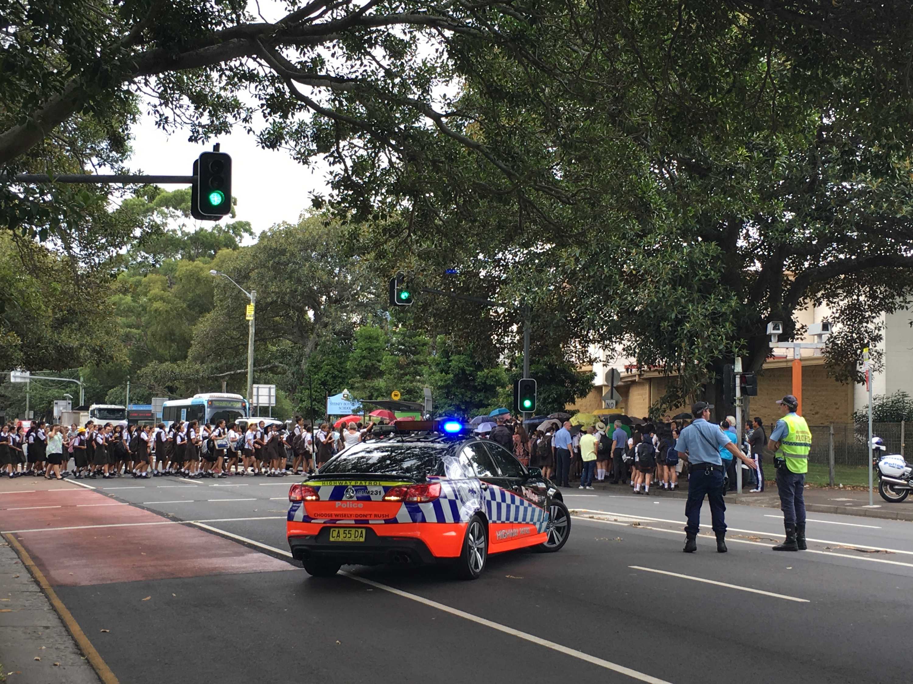 Police operation at Sydney schools a precaution, police say - ABC News