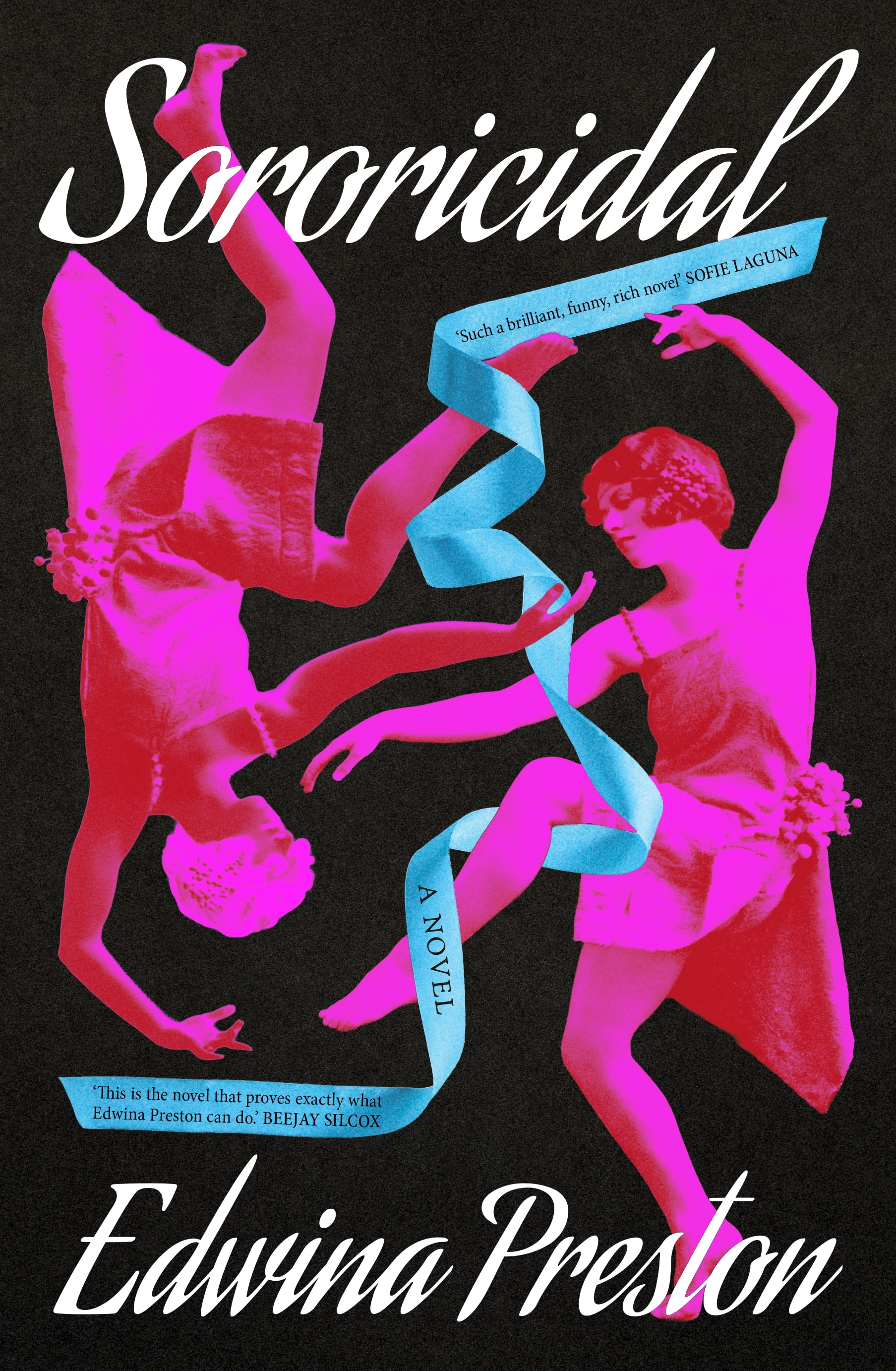 Εξώφυλλο του Sororicidal από την Edwina Preston, που δείχνει δύο ροζ χορεύουσες γυναικείες φιγούρες και μια μπλε κορδέλα ανάμεσά τους.