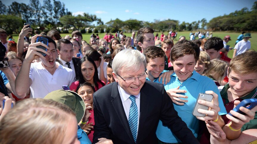 Kevin Rudd visits St Mary's College in Cairns