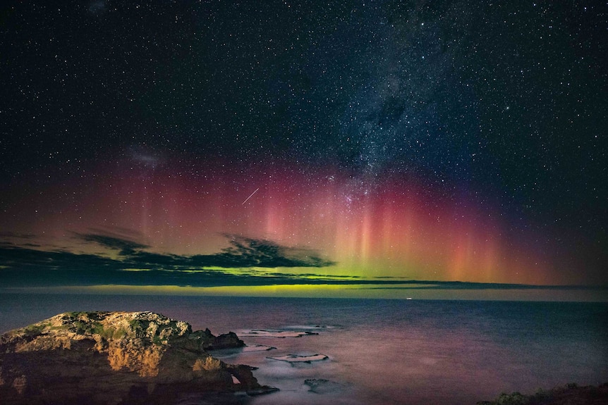 Ockert Le Roux's photograph of the Aurora Australis or Southern Lights from Port Macdonnell.