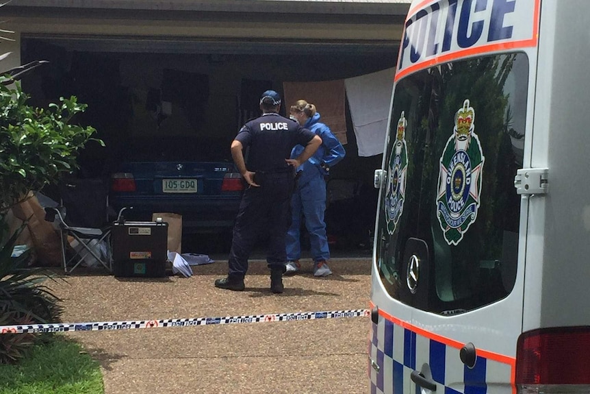 Police door knocking homes in Cairns.