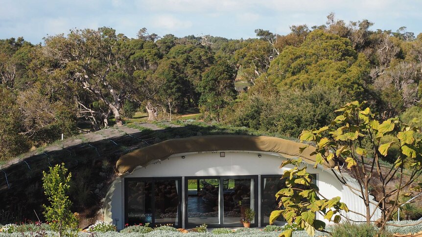 Nigel Kirkwood's hobbit house in Quindalup