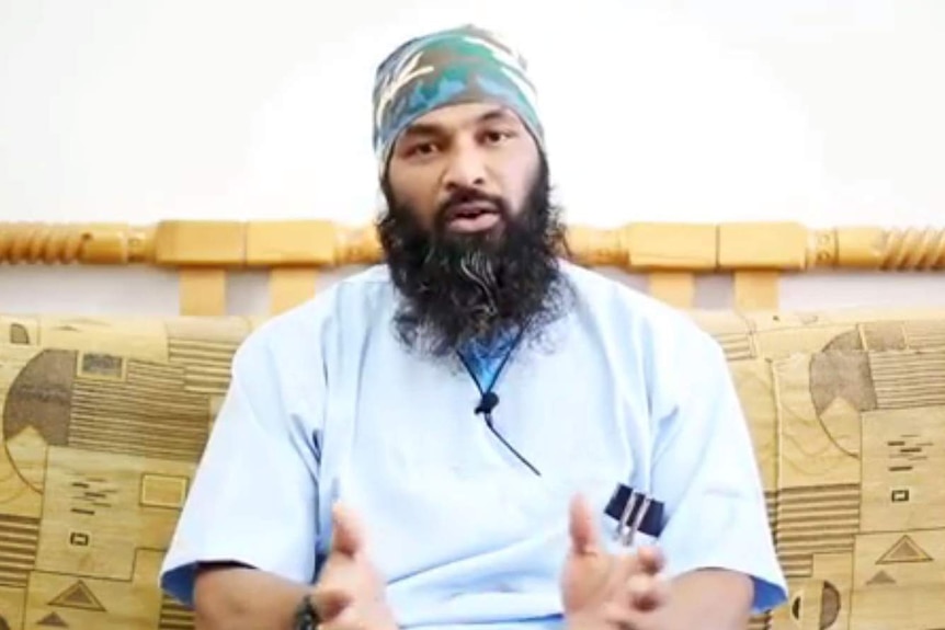 Mohomed Unais Mohomed Ameen in an Islamic State propaganda video