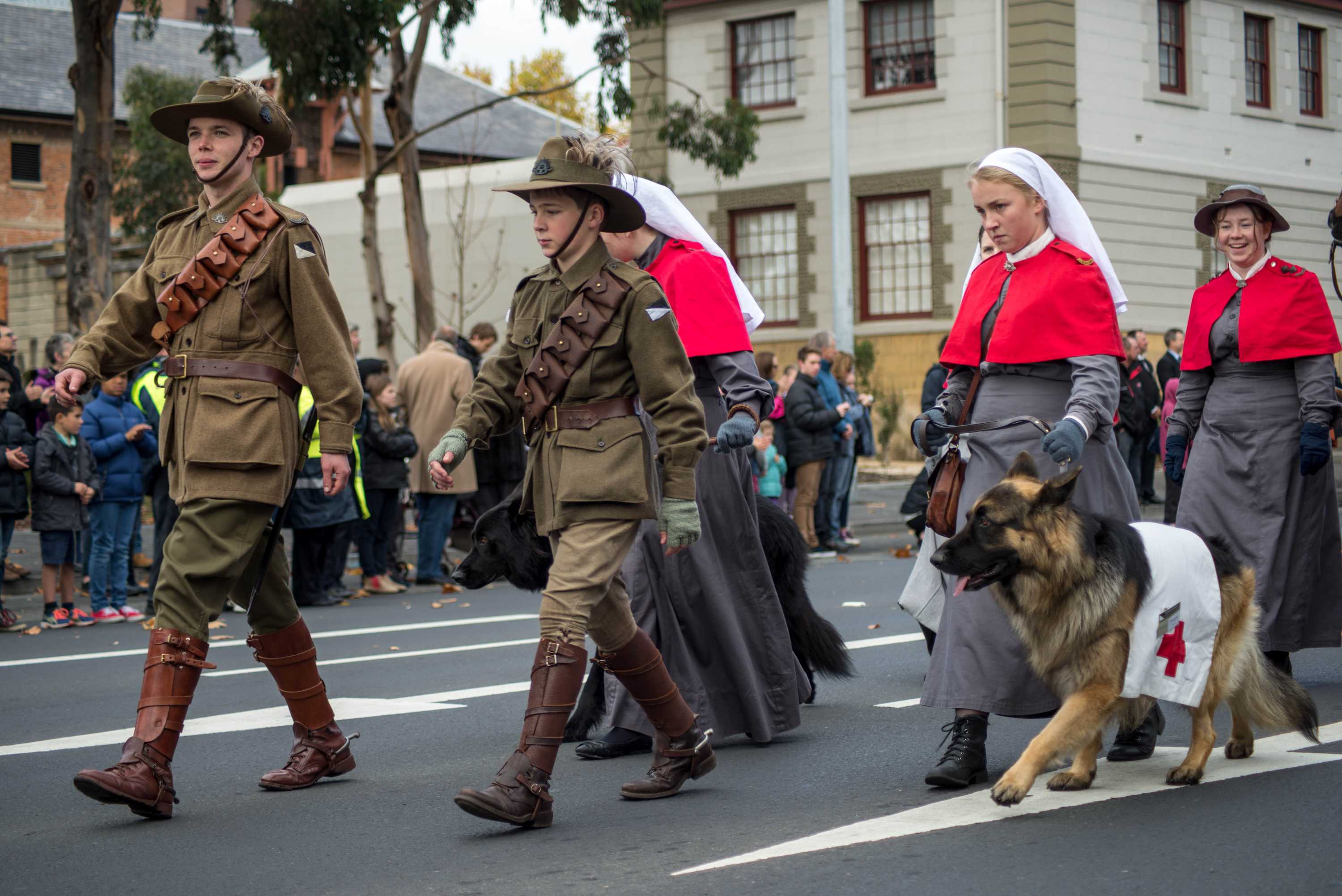 Young Anzac Day marchers in Hobart 2015
