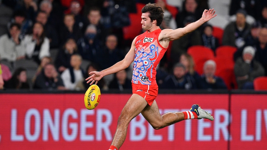 Swans drop young gun for grand final, Cats name unchanged line-up