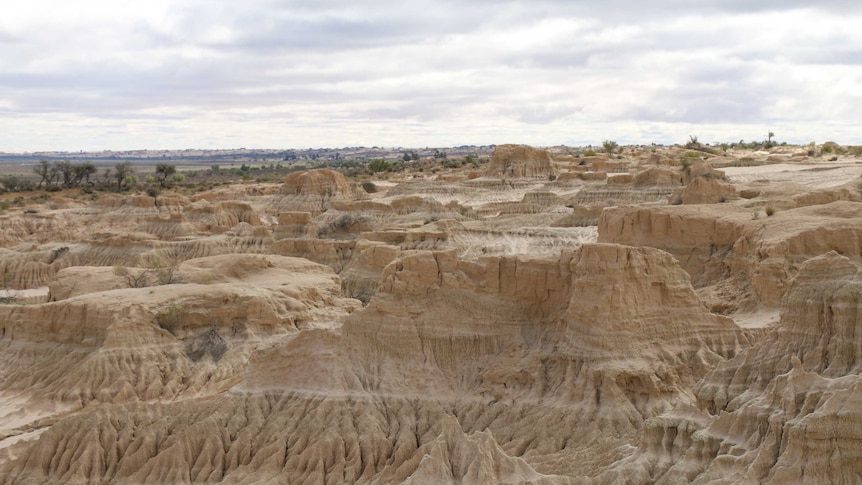 The dry and desolate area of Lake Mungo