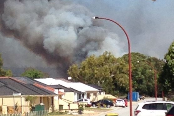 The Wattle Grove bushfire as seen from St John Road.