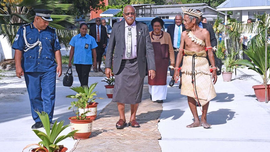 Sitiveni Rabuka in Kiribati