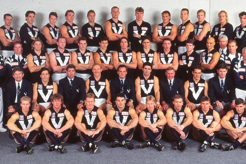 A team photo from the 1996 Victorian State of Origin side