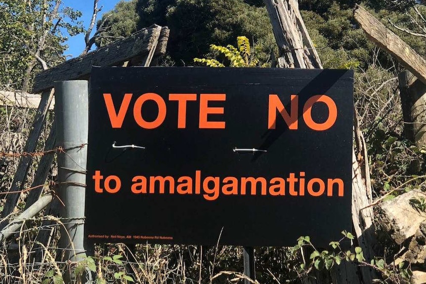 A 'vote no to amalgamation' sign in the Tasman Council municipality
