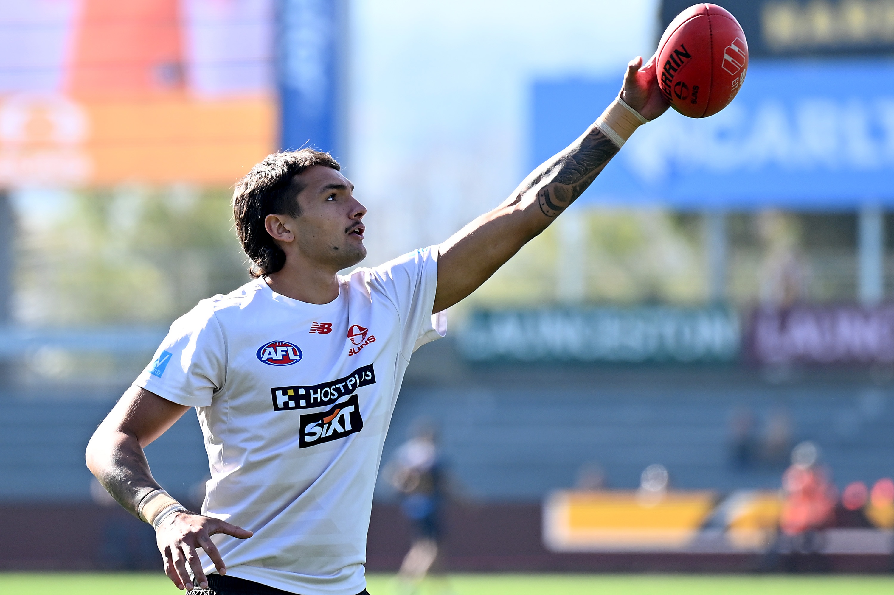 Live: Ugle-Hagan returns for Suns against Hawks before Anzac Day blockbuster