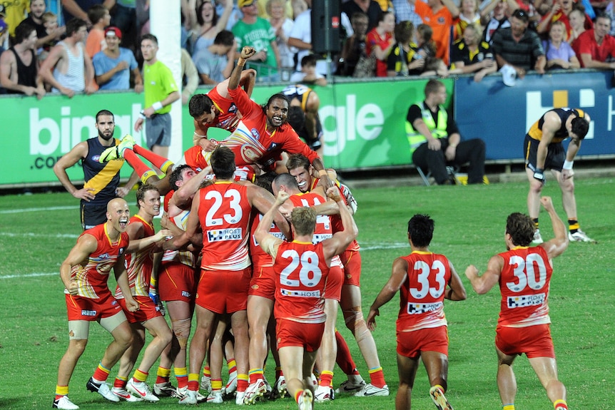 Suns celebrate a stunning win