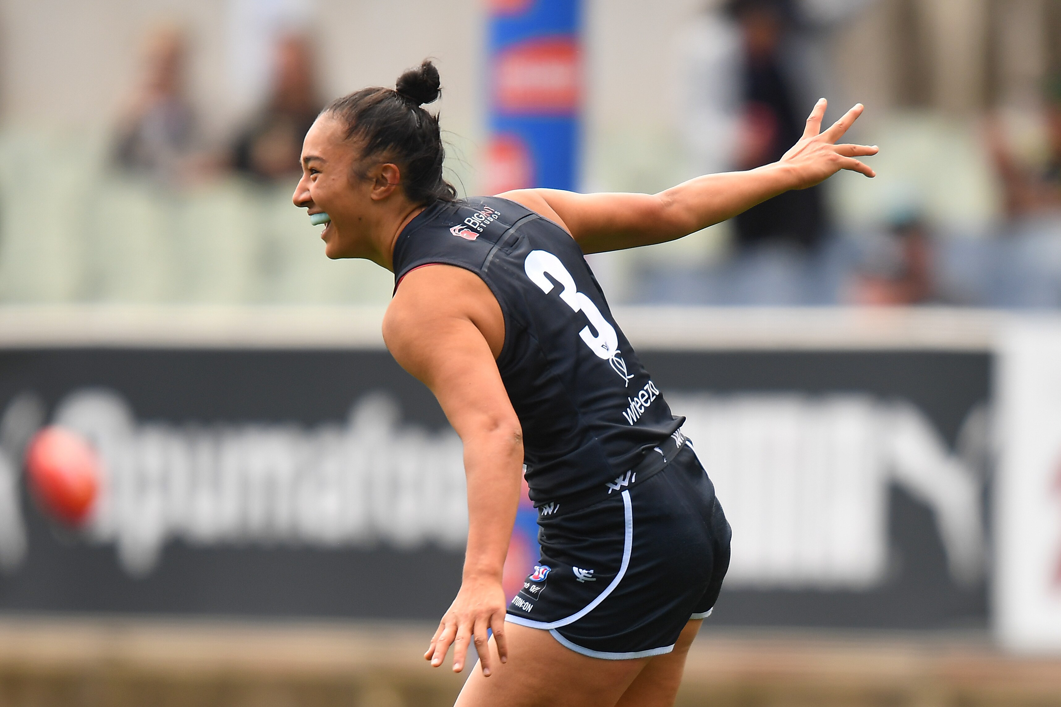 gold coast suns jersey