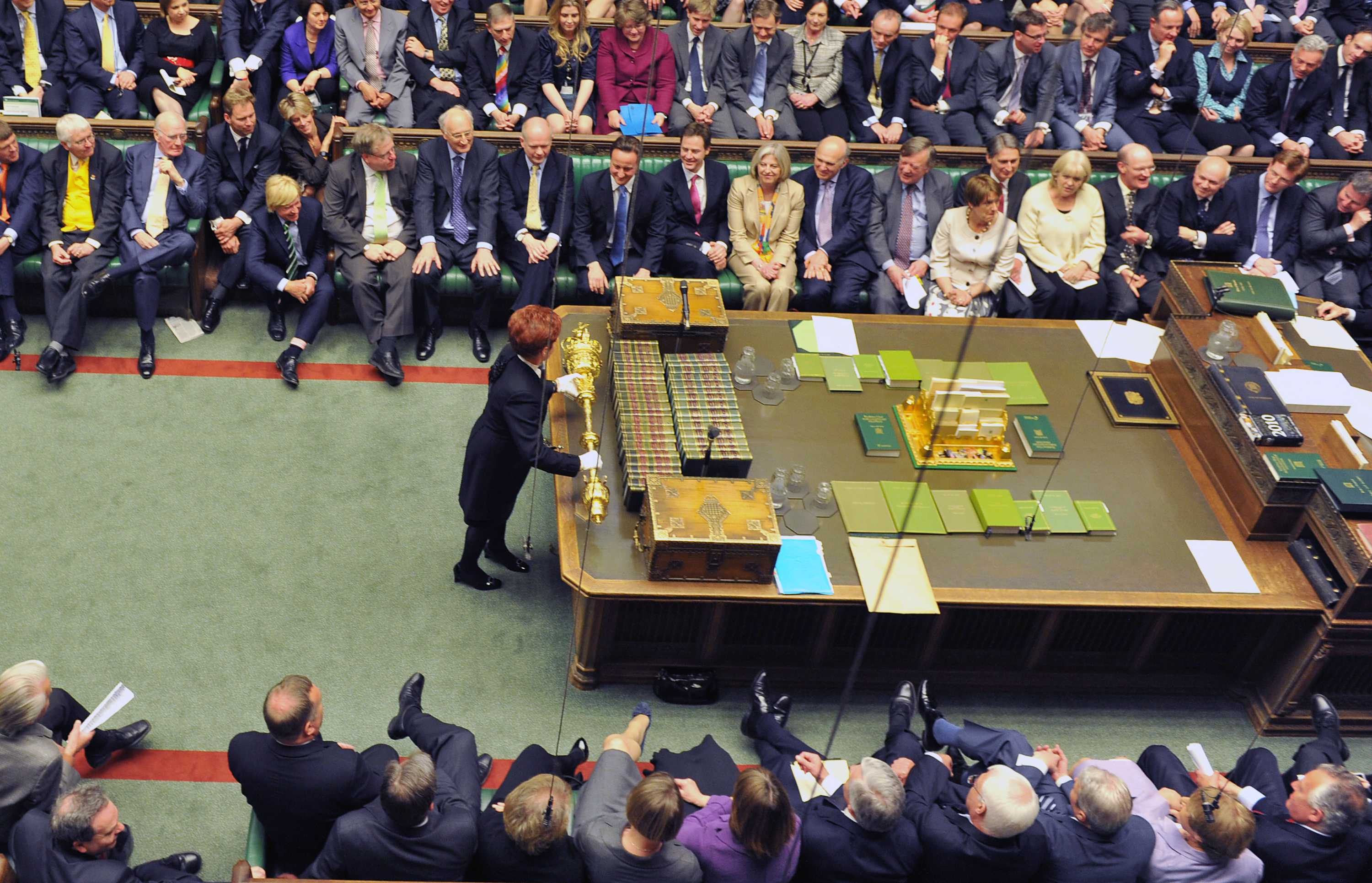 Brexit vote delay leads MP to attempt to steal mace from UK House of Commons ABC News