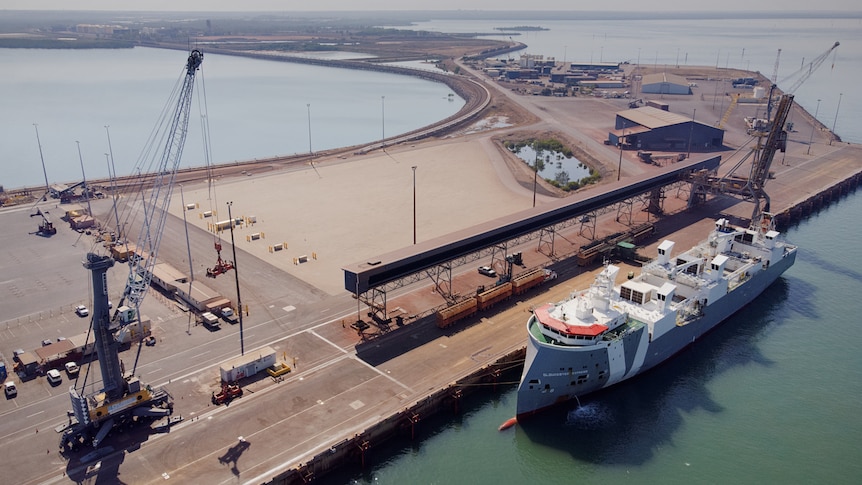 Die Verpachtung des Hafens von Darwin wird weiterhin geprüft, da die Abteilung von PM Beiträge von nationalen Sicherheitsbehörden einholt