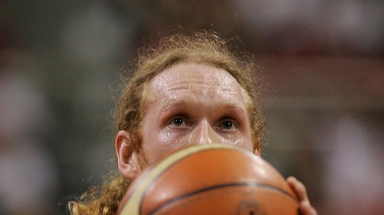 Clutch...Schenscher's final-seconds free throw made it a three-point lead that Melbourne couldn't catch.