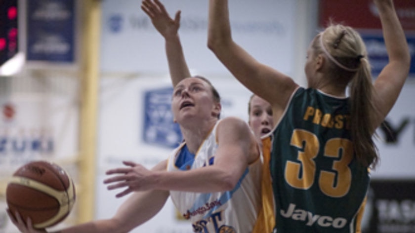 Kristi Harrower had 24 points for the Spirit, but her team-mates didn't offer enough help on the scoreboard.