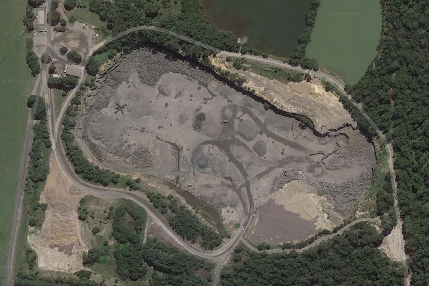 A google maps image of the quarry.