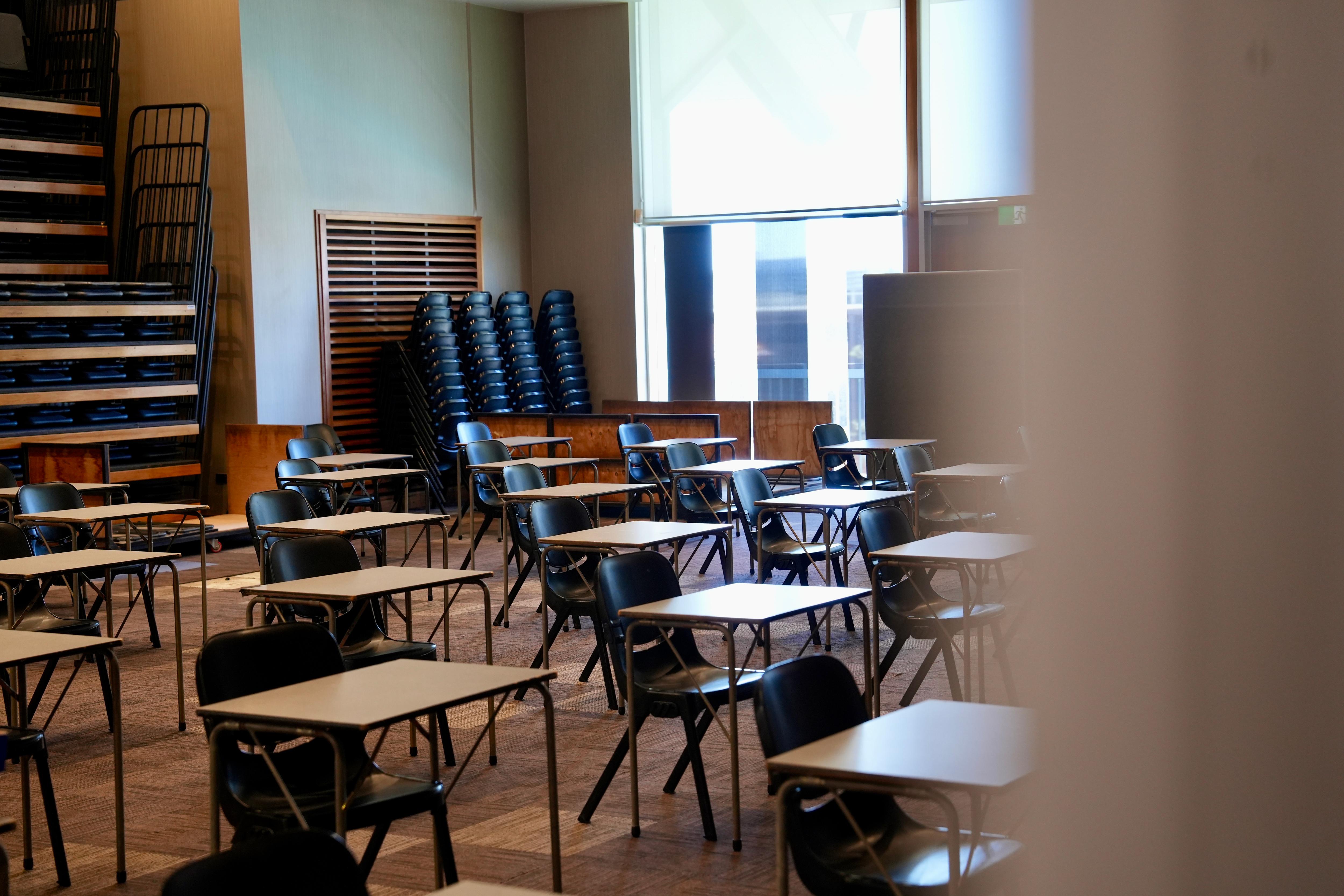 Private school headmaster sounds warning on ATAR decline