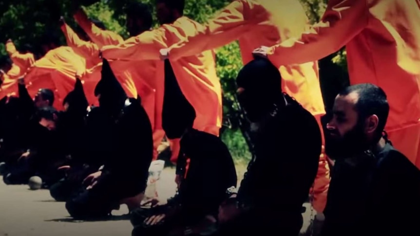 Syrian rebel group executes 18 Islamic State militants