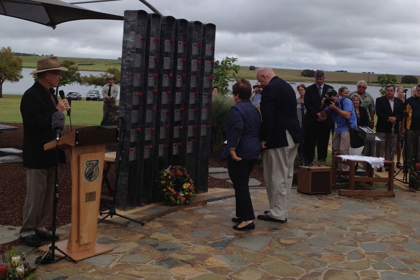 Governor-General Sir Peter Cosgrove and his wife lay a wreath at the Afghanistan Avenue of Honour.