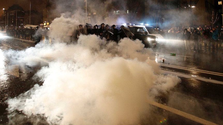 Bulgarian riot police battle protests