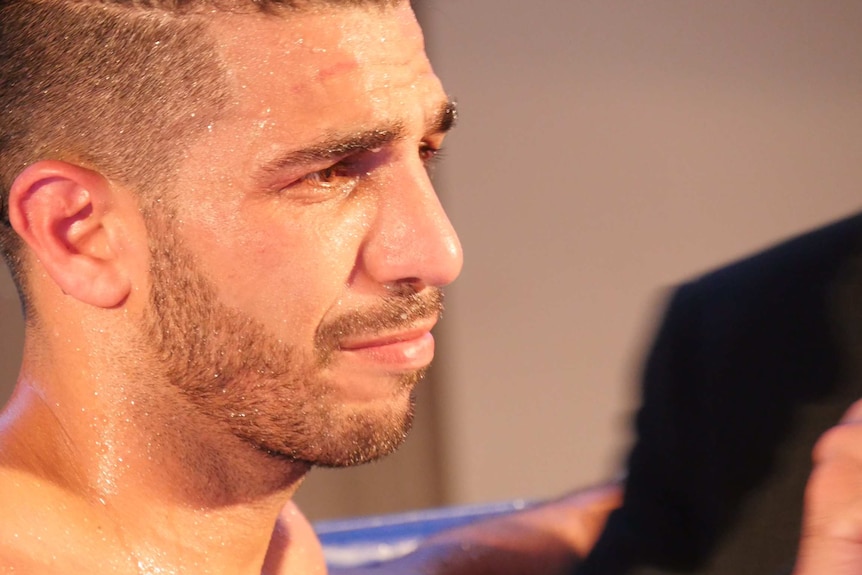 Sydney Boxer Billy Dib Makes His Emotional Return To The Ring After Wifes Death Abc News 