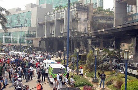 Indonesian Police Searching For Ready To Use Terror Bombs Abc News